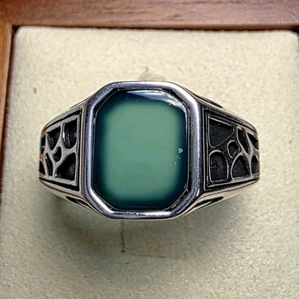 S10 Emerald Signet Ring Bezel Set 925 Sterling Silver Stamped
